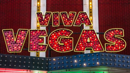 Gambler from Michigan bets $4.80 on slot machine, hits jackpot at Vegas casino