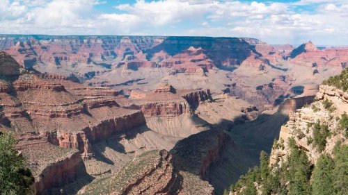 74-year-old dies trying to hike from rim to rim in Grand Canyon, rangers say