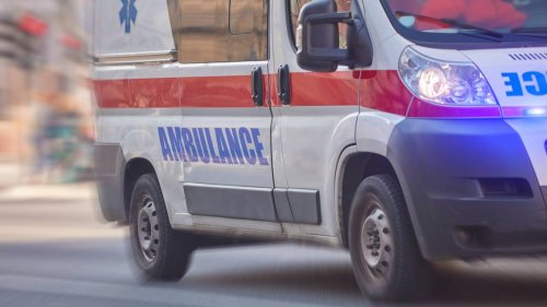 Unborn baby dies, 14 hurt when van attempts U-turn in front of dump truck, GA cops say