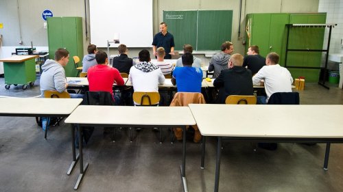 Azubi-Umfrage in Sachsen-Anhalt: Lange Wege zur Berufsschule