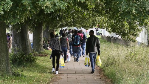 Innenministerium meldet mehr Asylsuchende, weniger Abschiebungen in Sachsen-Anhalt | MDR.DE