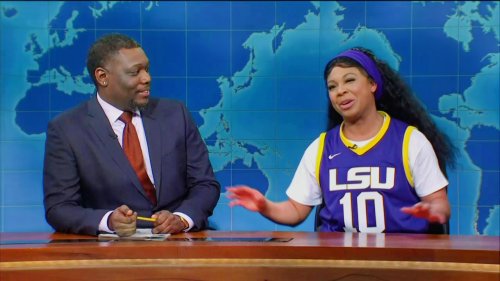 WATCH SNL Sends Up LSU Controversy With Trash Talking Angel Reese Visit To Weekend Update