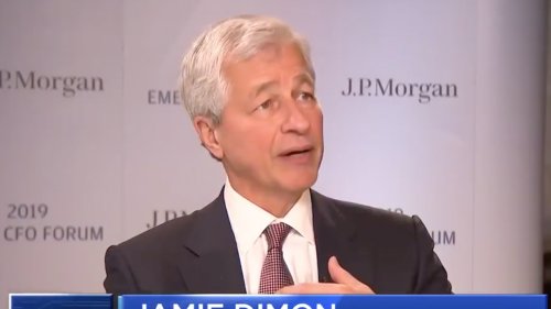 Jamie Dimon Says He Has JPMorgan Chase ‘Effectively Stockpiling’ Cash Because There’s a ‘Very Good Chance’ of Long-Term Inflation