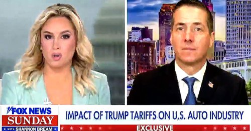 Fox News Anchor Confronts Pro-Trump Senator With Brutal Forecast: ‘Does Not Sound Like a Manufacturing Boom’