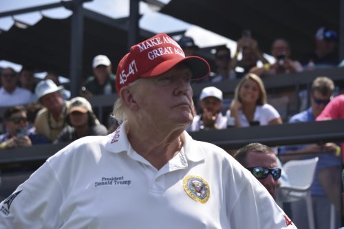 ‘This Is Insanely Dangerous’: Conservatives Horrified by Report Trump Plans to Accept Lavish $400 Million Jet from Qatar