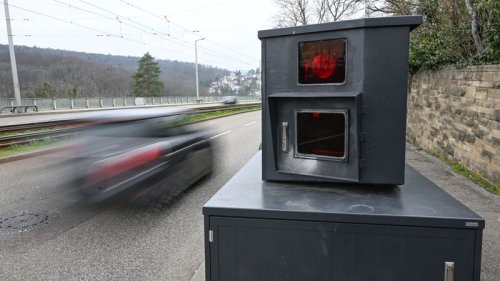 Mehr Blitzer für Karlsruhe? Temposünder spülen Millionen in kommunale Kassen