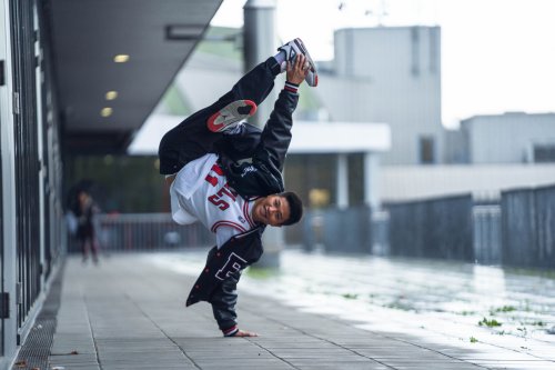 Karlsruher Olympia-Hoffnung Bao Chau Nguyen auf dem Weg zur Breakdance-WM - meinKA