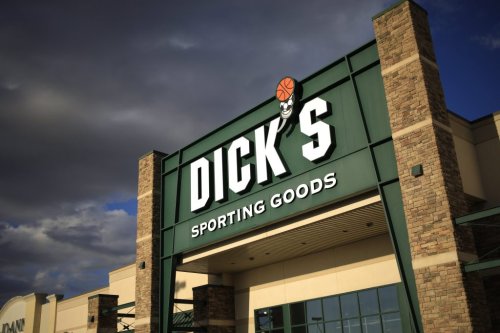 Dicks Sporting Goods Memorial Day Sale 2023: Hours & Deals