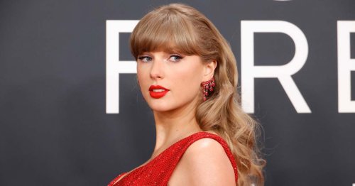 Taylor Swift In Talks To Collaborate With Another Superstar