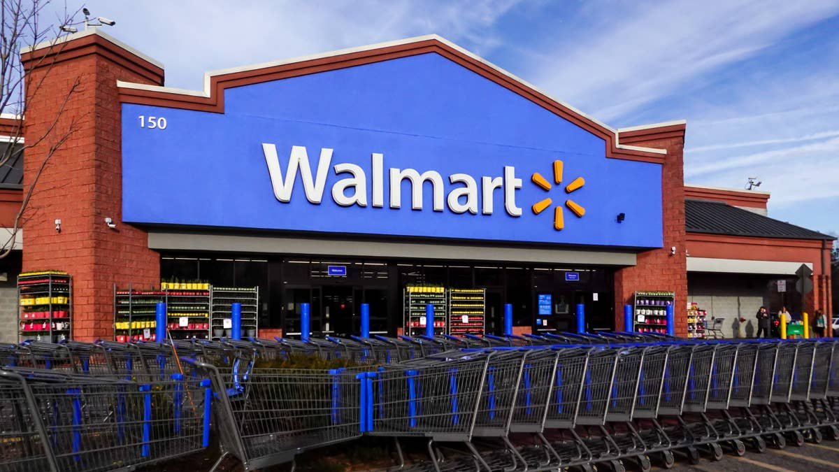 Walmart Makes $3 Solar Pathway Lights That ‘Stay Bright All Night Long’