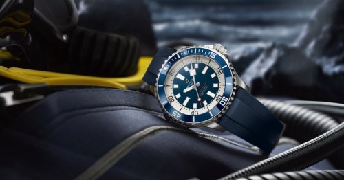 New Breitling Superocean Is the Ultimate Beach Watch