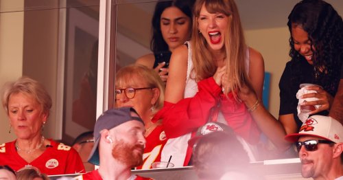 Travis Kelce's Teammates React to Taylor Swift Relationship