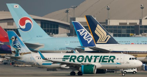 Frontier, American Airlines Make Big Offers After Southwest Gets Rid of Free Checked Bags