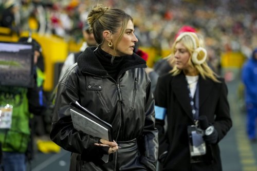 Beloved NFL Reporter Erin Andrews Announces Health Update