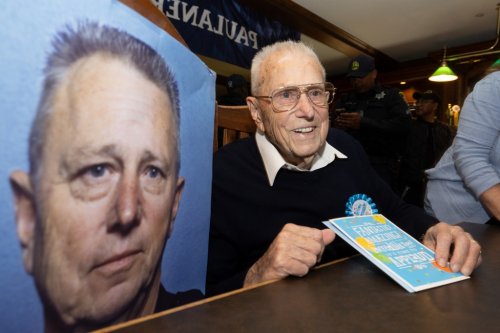 Retired Oakland officer called an ‘inspiration’ at birthday bash. At 104, he may be oldest cop in U.S.