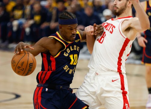Warriors win Game 4 over Rockets as Butler comes up big late in return