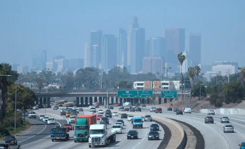 A silent component of smog can foul the nighttime air, making air quality worse, Caltech study says
