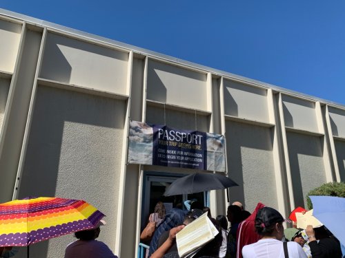 San Jose post office passport fair ‘overwhelmed’ by demand, hundreds wait for hours in the heat