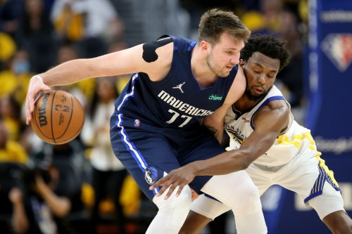 Andrew Wiggins questionable for Game 3 against Dallas