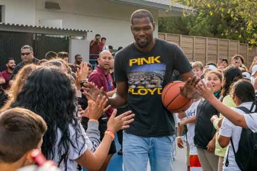 Meet Kevin Durant’s Fab Four: Warriors star helping send them to college