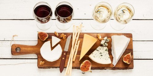 6 Major Mistakes You&rsquo;re Making When Pairing Wine With Cheese