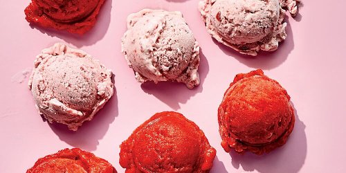 20 Strawberry Desserts to Enjoy All Season Long - cover