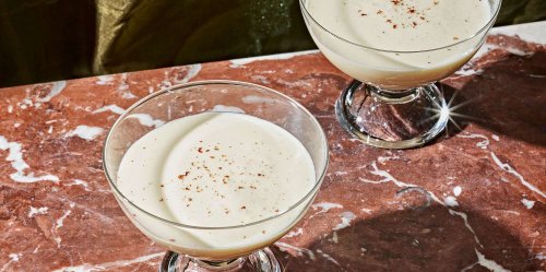 18 Festive Cocktails to Master for the Holidays, According to the Pros