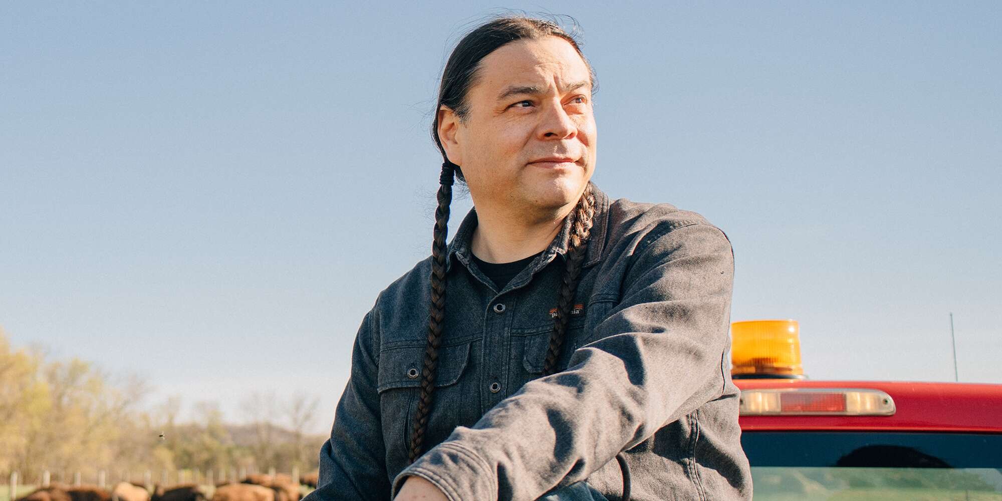 Meet Sean Sherman—the Sioux Chef Making Healthy Indigenous Food Accessible & Restoring Community Traditions
