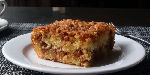 Meet the Crumble Cake That Won Chef John Over to Apple Desserts