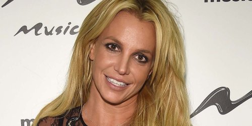 Britney Spears Slammed Paparazzi For Trailing Her While Shes On Vacation Flipboard 8597