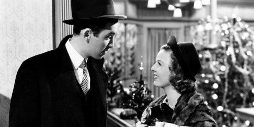 12 must-watch classic Christmas movies