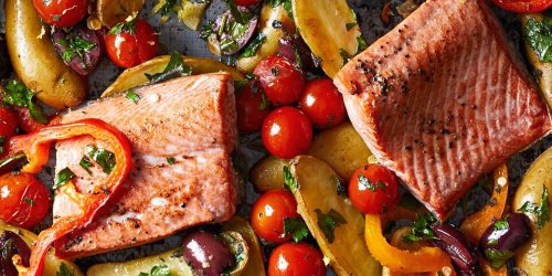 Sheet-Pan Roasted Salmon & Vegetables
