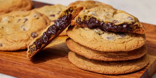 Fudge-Stuffed Chocolate Chip Cookies