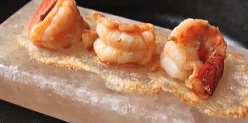 How To Cook Shrimp on a Hot Slab of Pink Salt