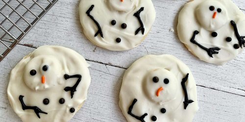 These Melted Snowman Cookies Are The Ultimate Holiday Baking Activity For Kids