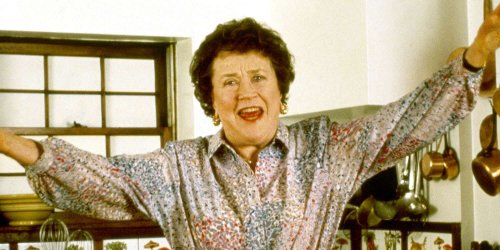 Julia Child Served This Really Surprising No-Cook Appetizer Before Thanksgiving Each Year