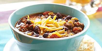 This No-Fuss Slow Cooker Chili Will Keep You Warm All Day