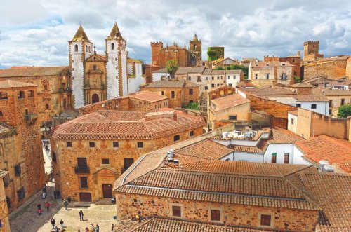 Cáceres: Sehenswürdigkeiten und Kunst in Extremadura
