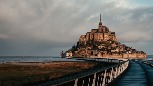 Mont-Saint-Michel: Sehenswürdigkeiten, Hotels und Geschichte