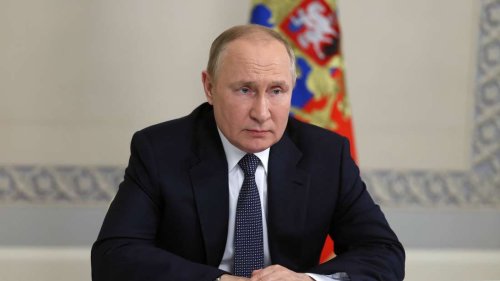Ukraine-Diplomatie: Türkei stoppt russisches Getreideschiff – Putin-Affront gegen Biden