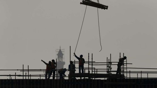 Kurz vor der WM: Lage für viele Arbeiter in Katar wieder schlimmer? Amnesty warnt Bundestag