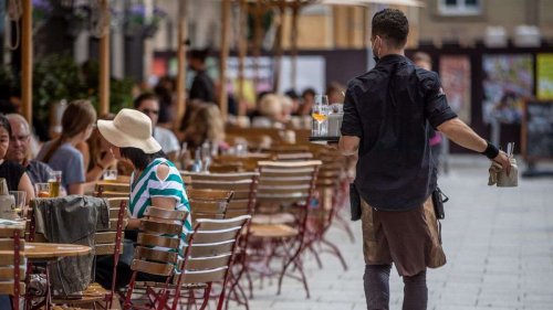 Er lässt nur noch Geimpfte und Genesene in sein Café: Nürnberger Wirt wird massiv angefeindet