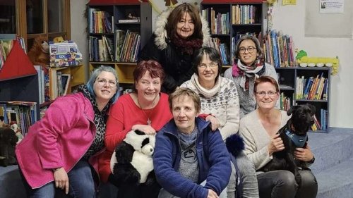 Weil sie „so viele Ideen hätten“: Das Auer Bücherei-Team hofft auf Verstärkung