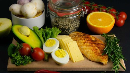 Was darf ich bei der Low-Carb-Ernährung essen?