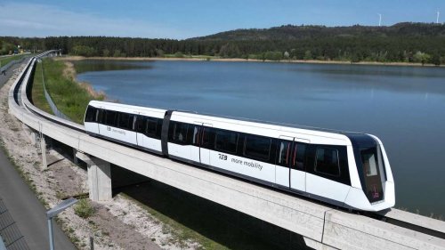 Eine Bahn in der Schwebe - kommt das Transport System Bögl in Nürnberg zum Zuge?