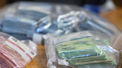 Hamburger Polizei verhaftet zwei mutmaßliche Drogenhändler