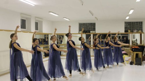 Ballettschule Haag bringt „Pinocchio“ auf die Bühne: „Jede Tänzerin ist wichtig und unabdingbar“