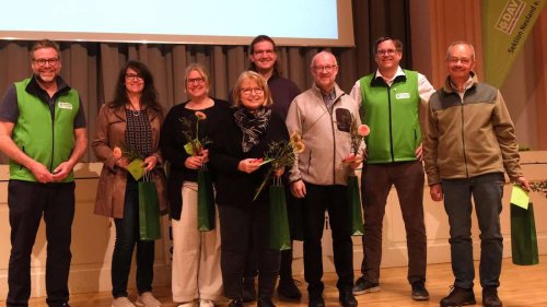 Alpenvereins-Sektion „Neuland“ Penzberg: Treue Mitglieder geehrt – Boulderhalle weiter ein Thema