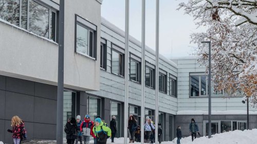 Nach Schneechaos in Bayern: Schulleiter sind verärgert – „Ich hätte den Unterricht abgesagt“