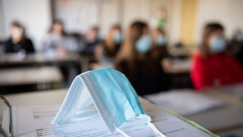 Corona-Regeln für Schulen: Weihnachtsferien verlängert? Scholz-Minister fordert ambitionierte Aktion